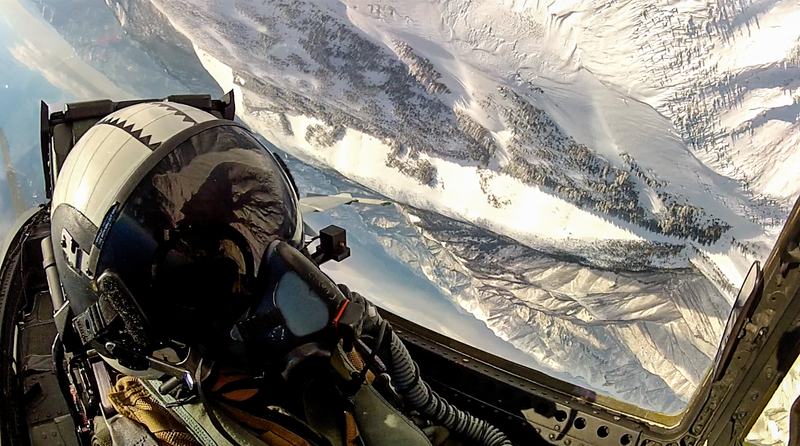 Illustration for article titled Spectacular photos taken by an F-18 weapons trainer officer